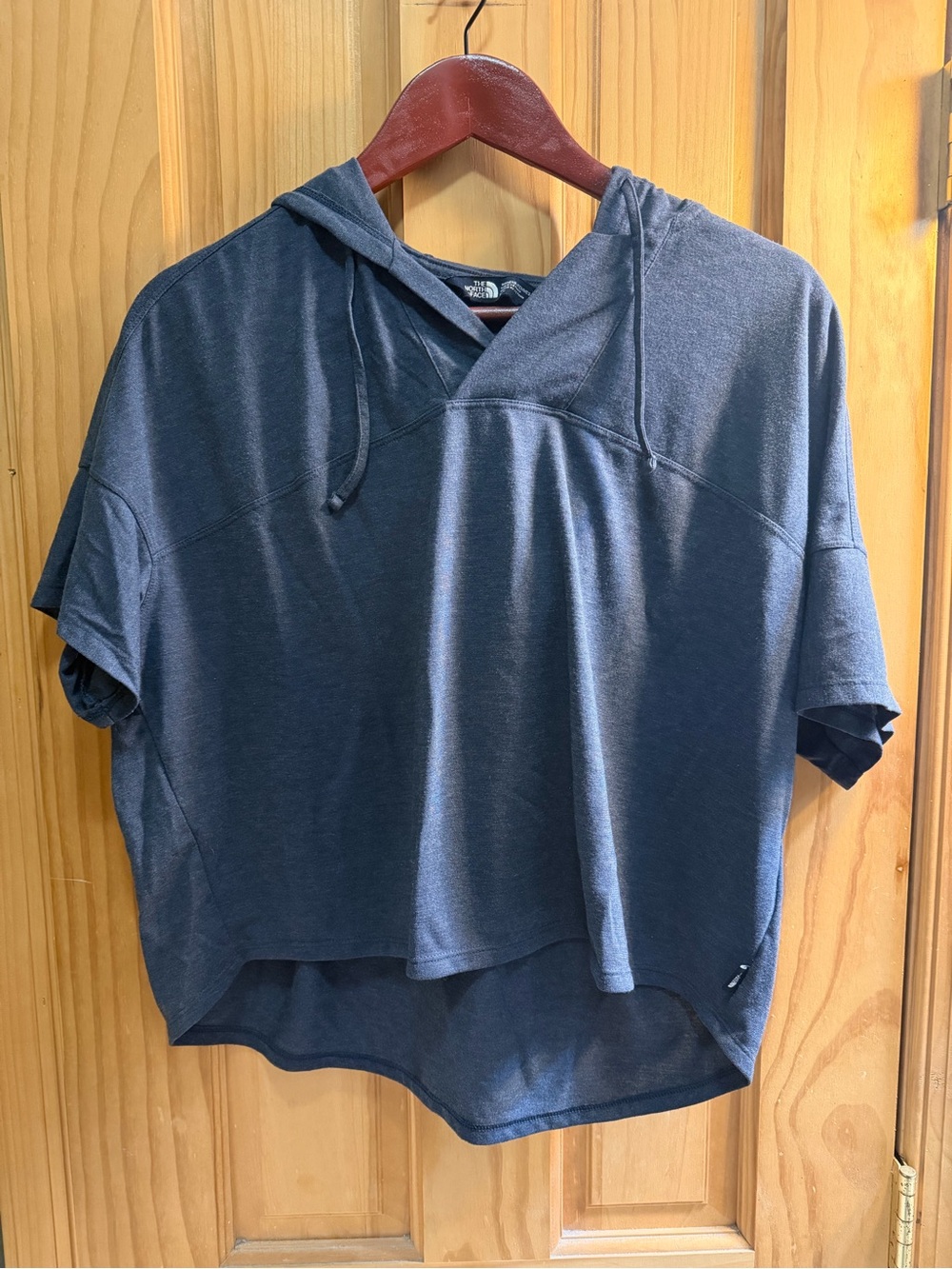 The North Face Women's Short-Sleeve Hooded Top in Charcoal